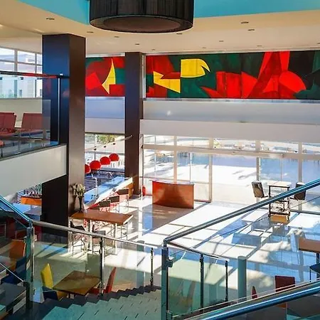 Hotel Forum 3*